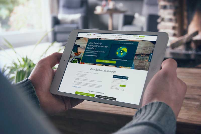 Currency transfers with HiFx